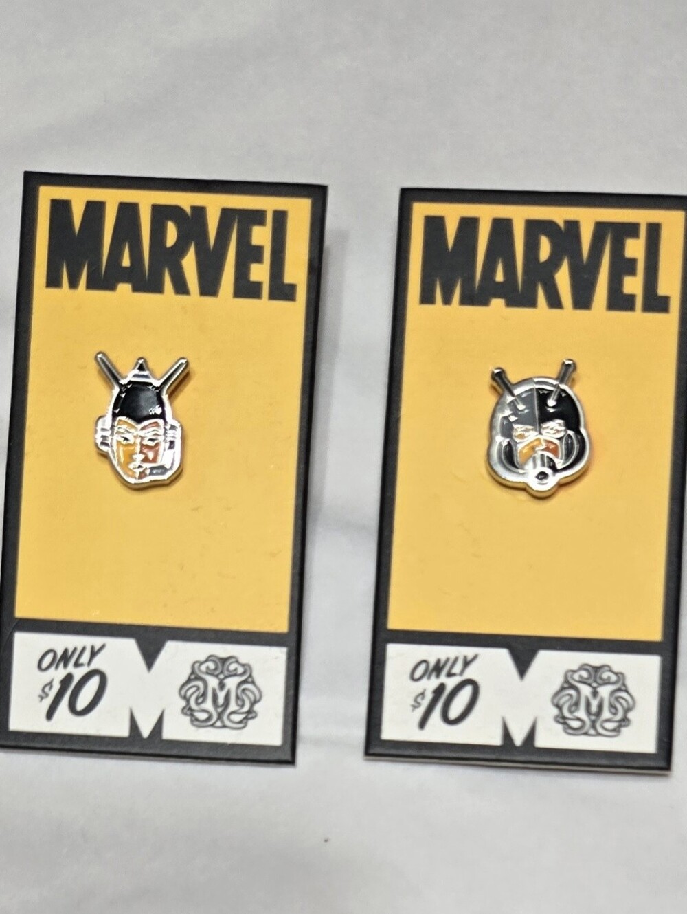 Marvel Mondo Enamel Pins - Shrunken Ant-Man and The Wasp
